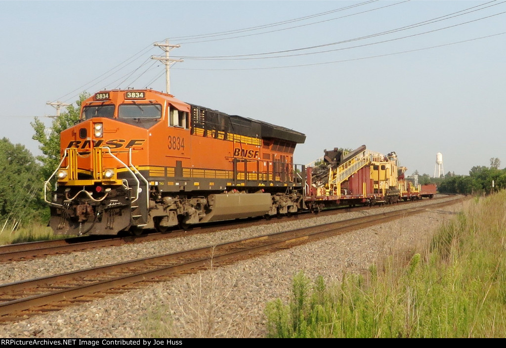 BNSF 3834 East